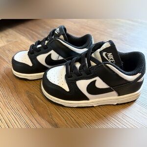 SOLD -  Nike Toddlers Swoosh Black and White Sneakers Sz 7